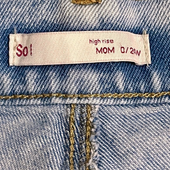 So Kohls Distressed Light Blue Teen Girl SZ 0 High Rise Mom Jeans Grunge School - Picture 4 of 8